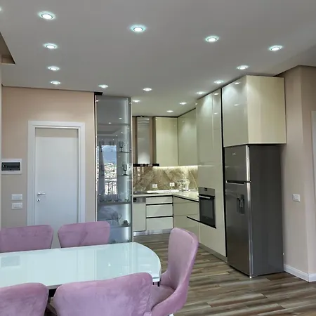 Cityscape Oasis Apartmán Tirana